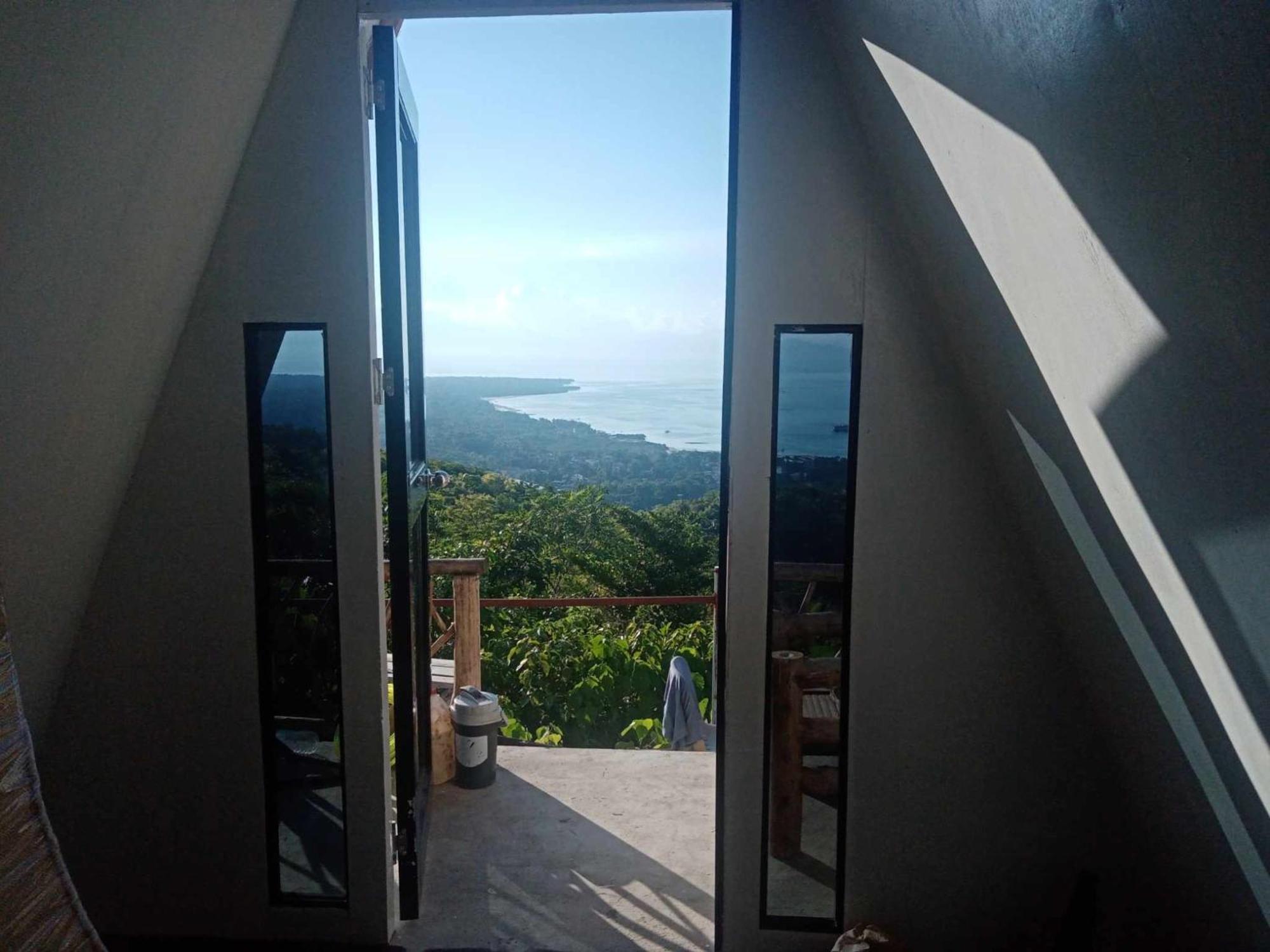 Thornton'S Sea View Cafe & Guesthouse Siquijor Kültér fotó