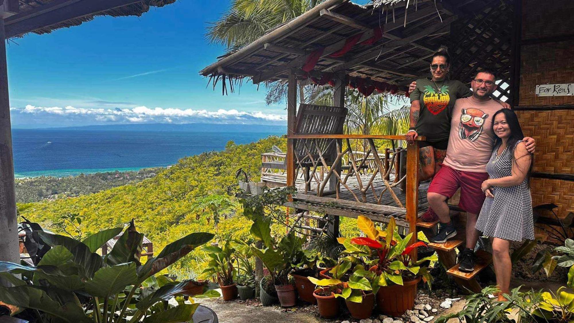 Thornton'S Sea View Cafe & Guesthouse Siquijor Kültér fotó
