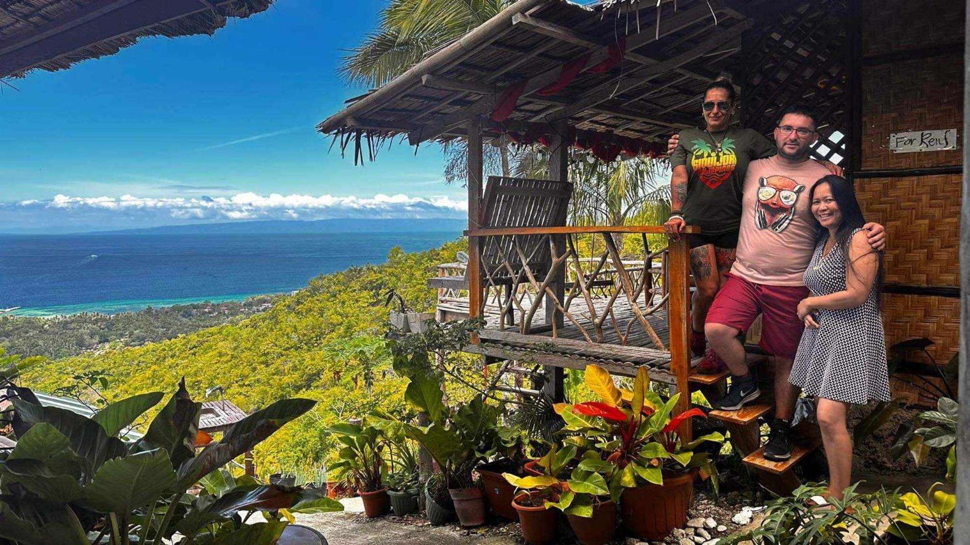 Thornton'S Sea View Cafe & Guesthouse Siquijor Kültér fotó