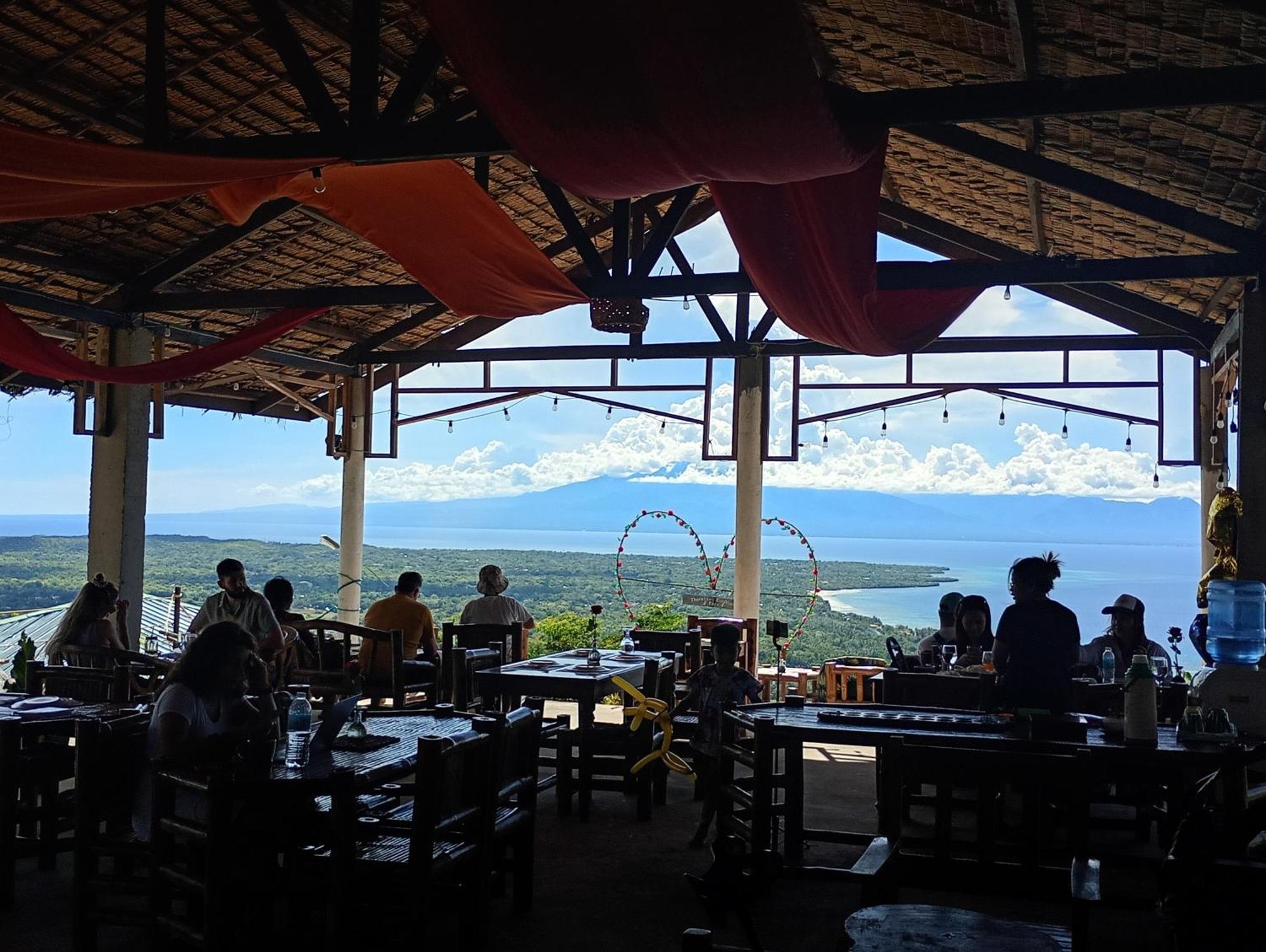 Thornton'S Sea View Cafe & Guesthouse Siquijor Szoba fotó